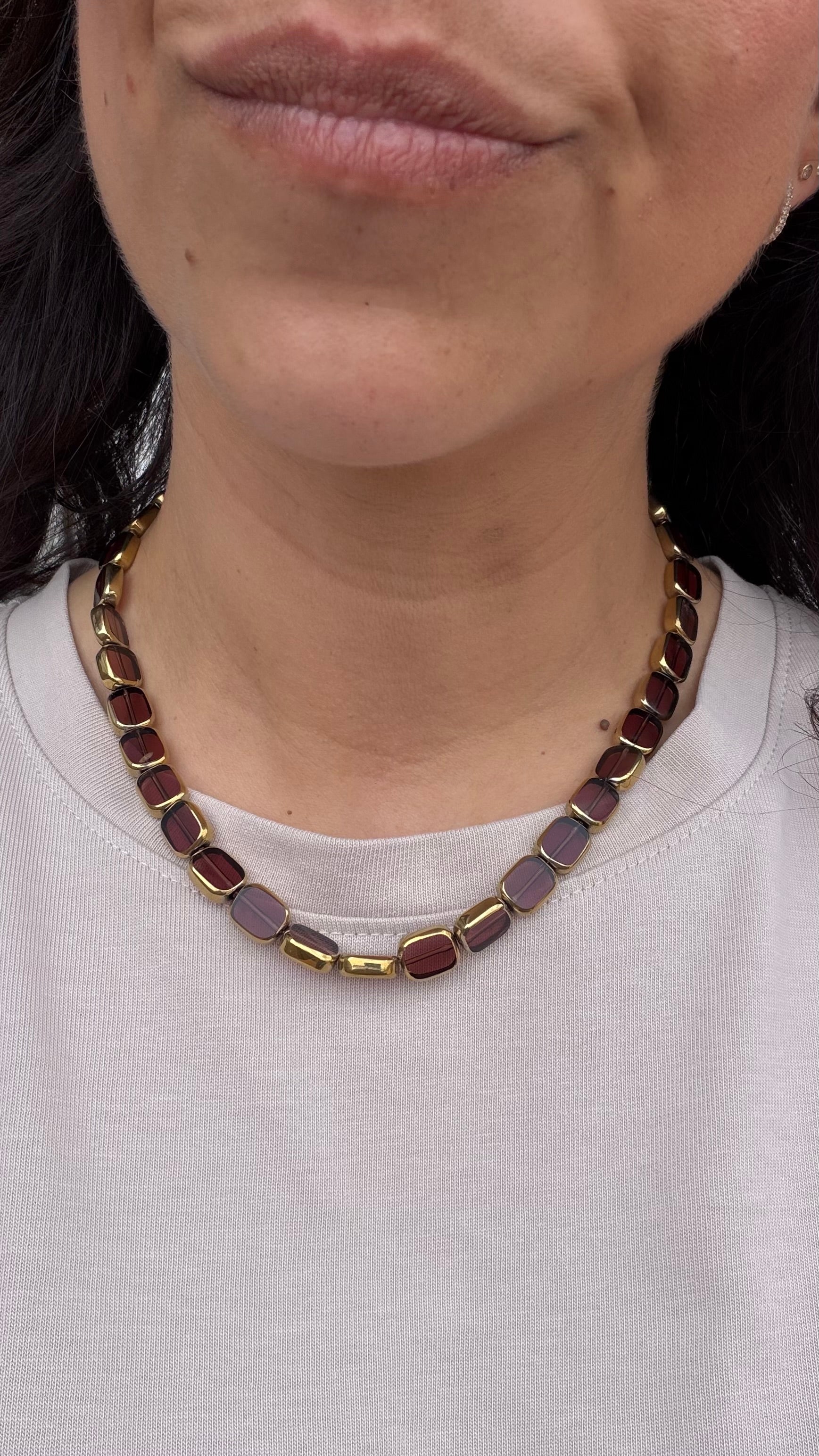 Acrylic necklace - Sugar Honey