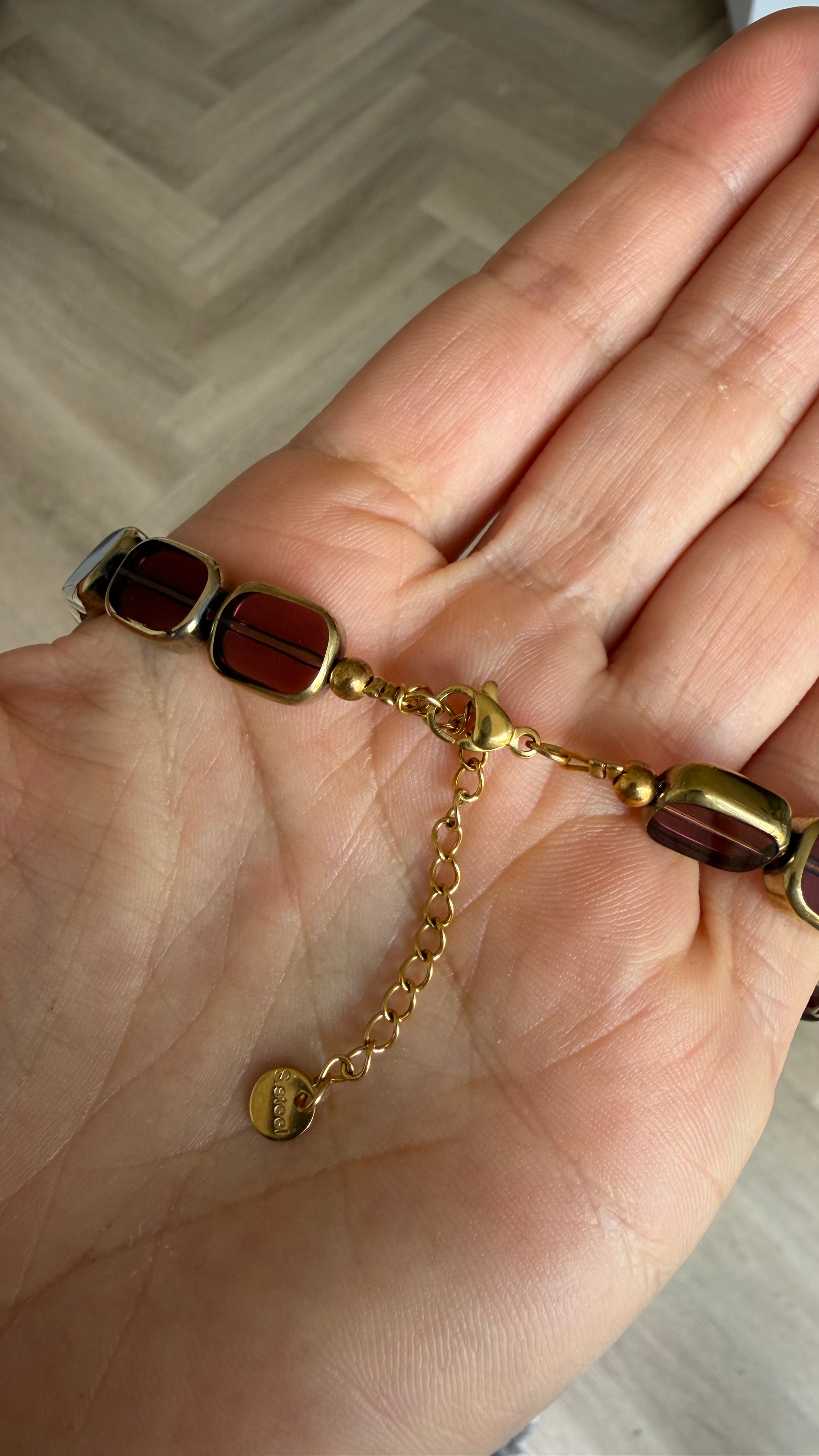 Acrylic necklace - Sugar Honey