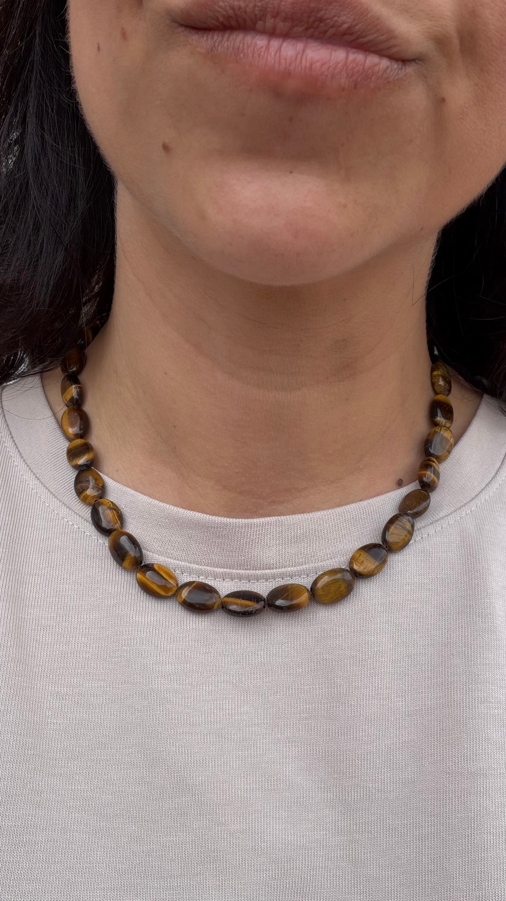 Timeless necklace - Tiger eye oval