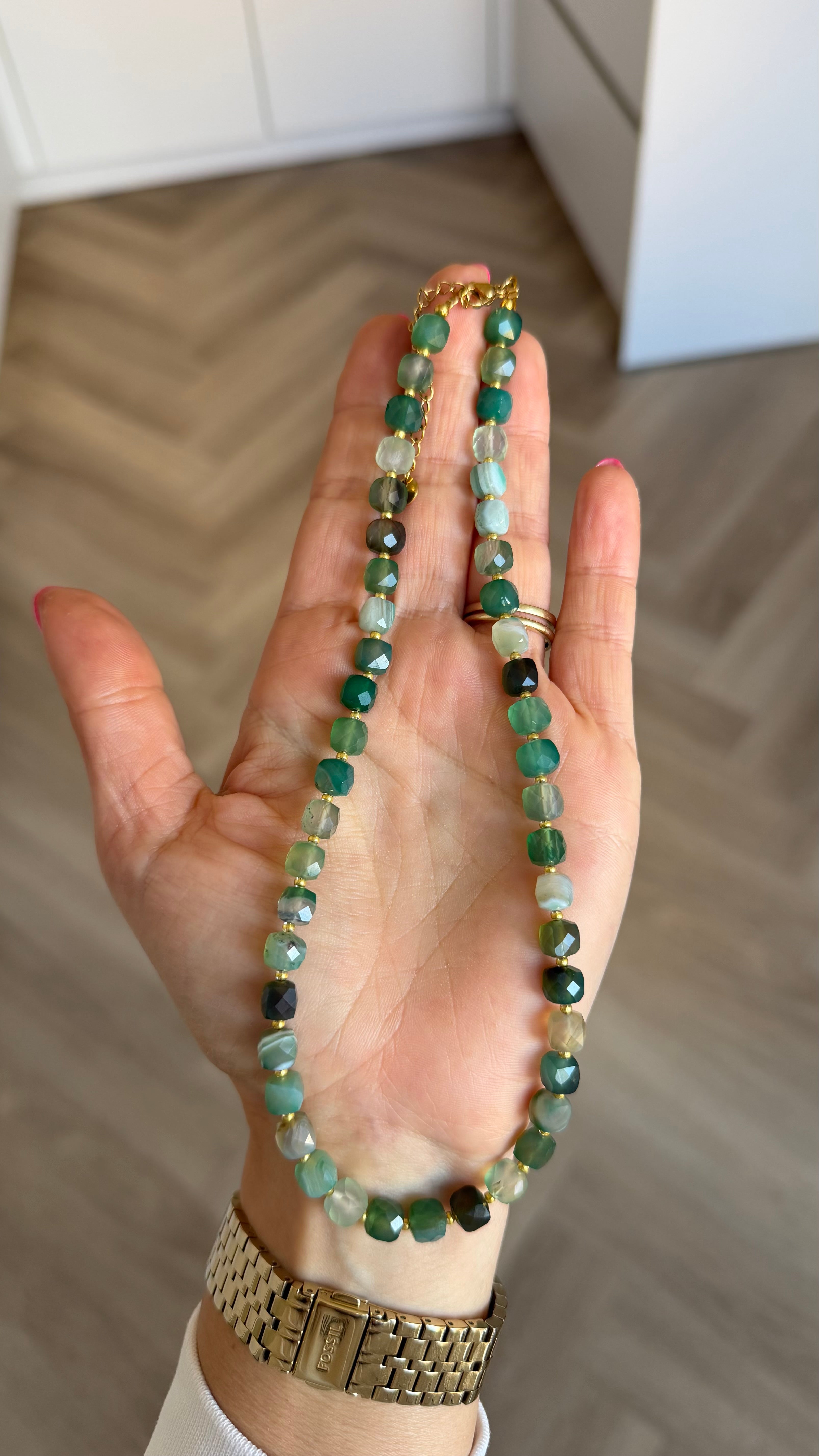 Green facet agate necklace