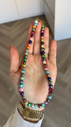 Colored waterpearls