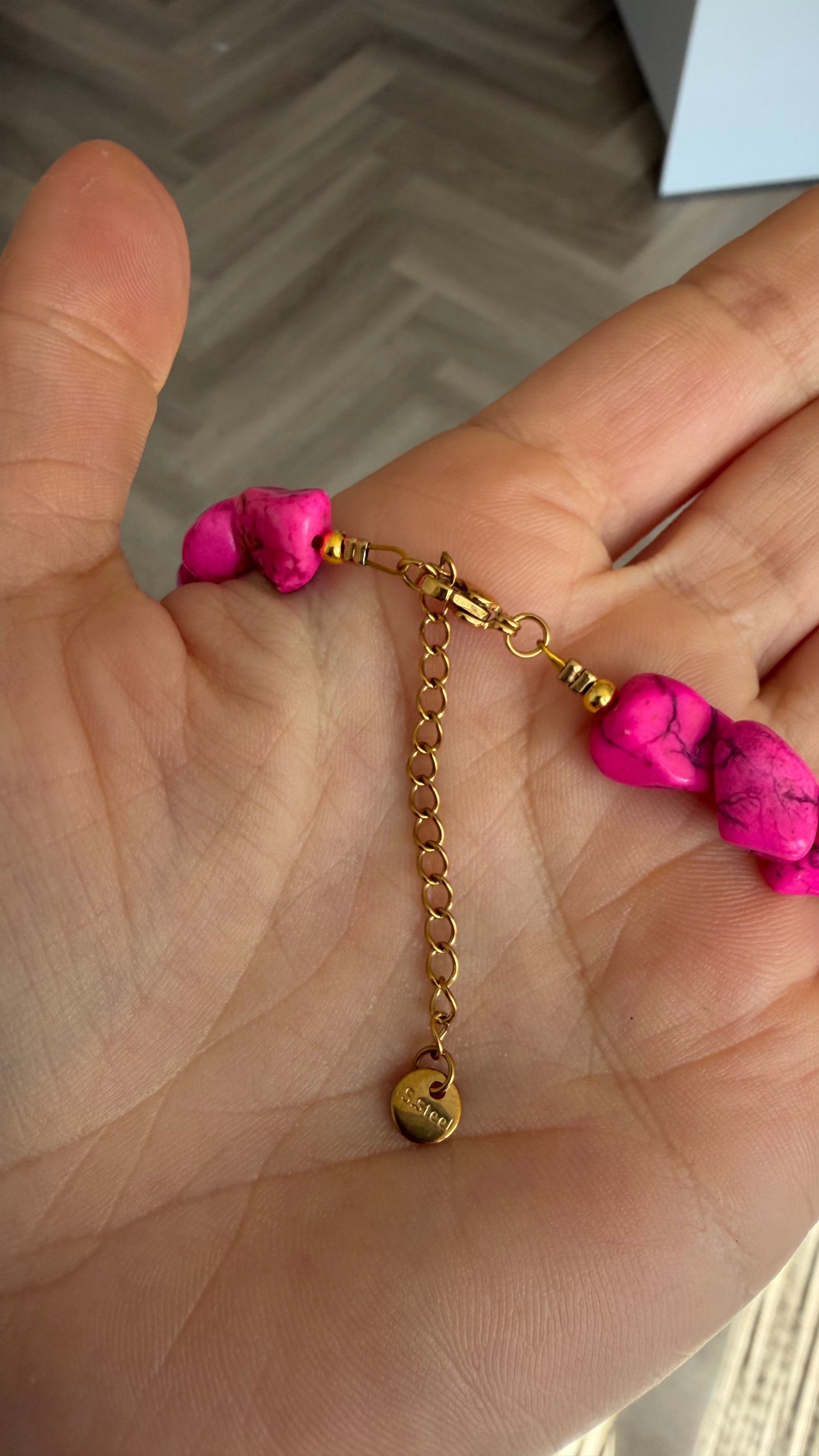 Smiley necklace - Fuchsia smile