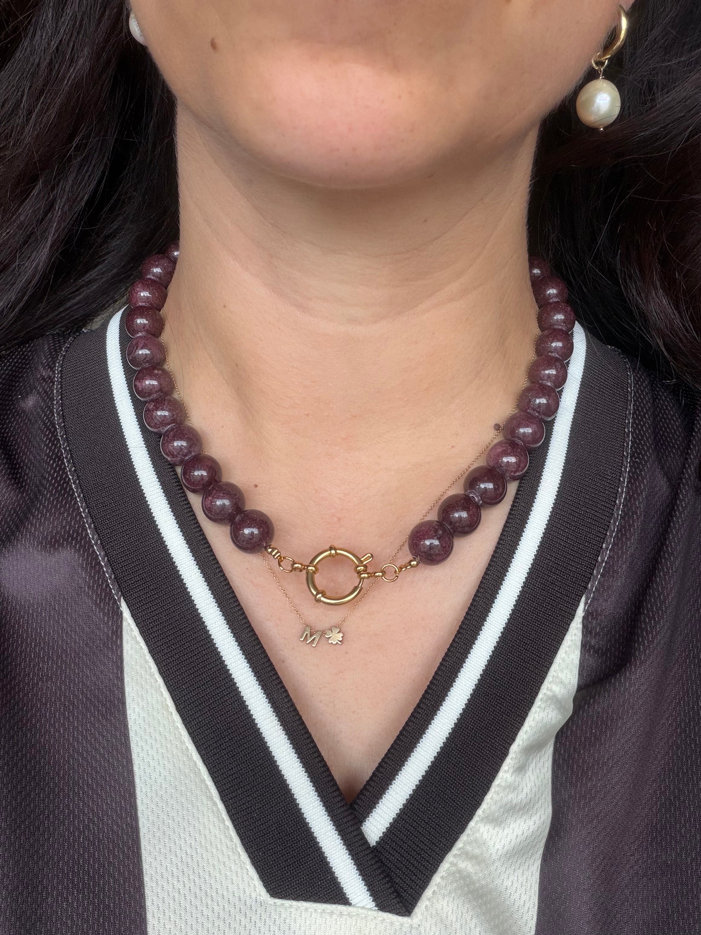 Brown jade lock it necklace