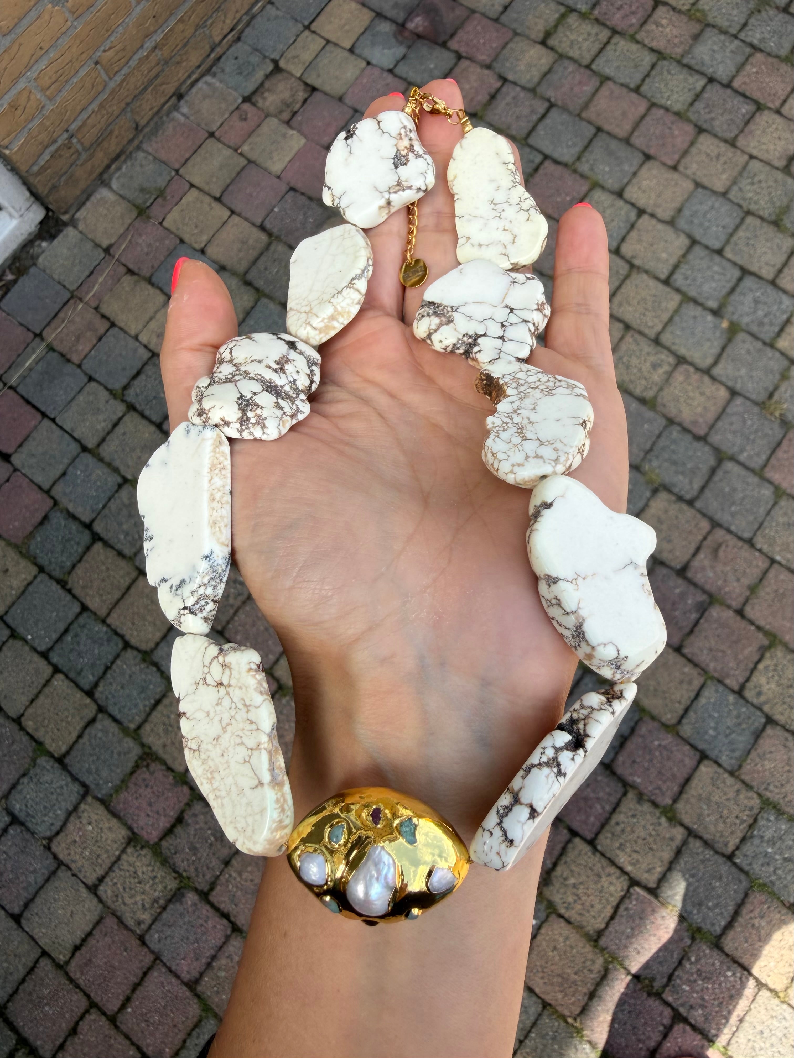 Statement Necklace - London